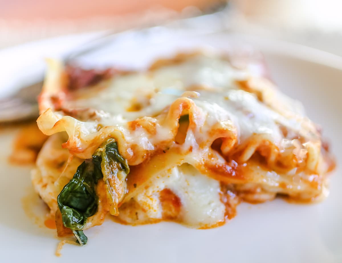 Lasagna with Meat Sauce and Spinach - Recipe - Oh, That's Good!