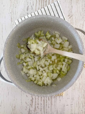 Pot with butter, onions and celery.