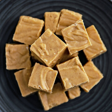Peanut butter fudge cut into serving-sized pieces.